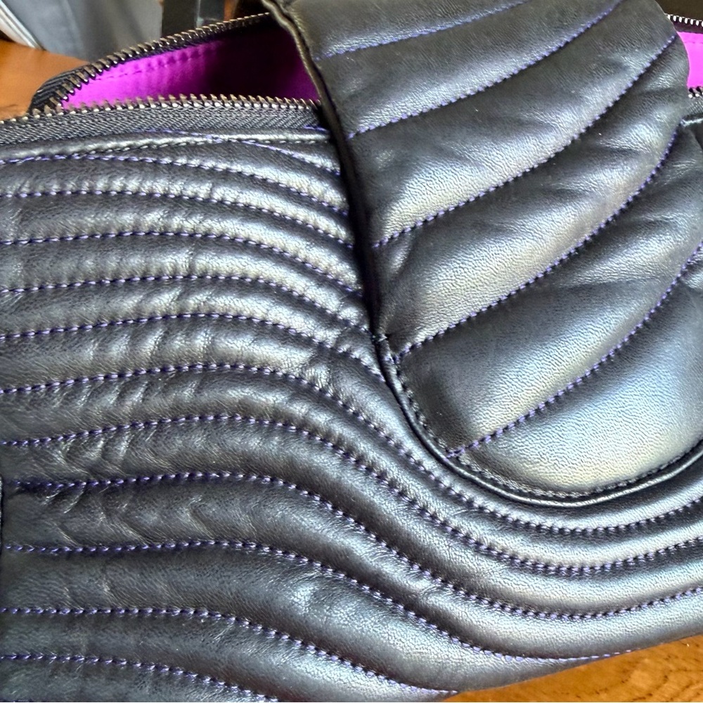 RARE Henri BENDEL No.7 Quilted Leather Shoulder Bag Pop Mix Black Multi Girl Dog - Picture 15 of 16